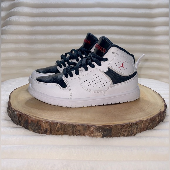 Jordan Other - Air Jordan Access Basketball Shoes